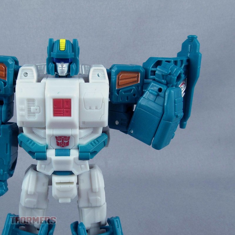 Topspin & Freezeout Generations Titans Return Deluxe Figure Review 
